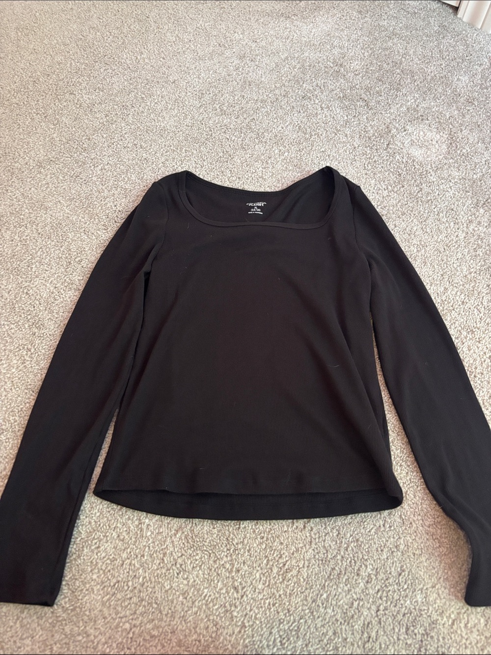 Black Long Sleeve Scoop Neck Top